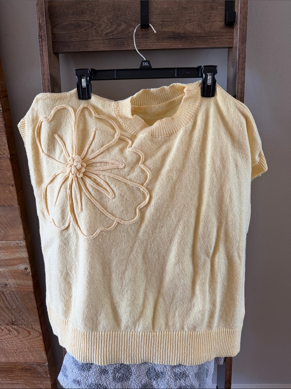 BloomChic Pale Yellow Short-Sleeve Knit Sweater with Floral Applique